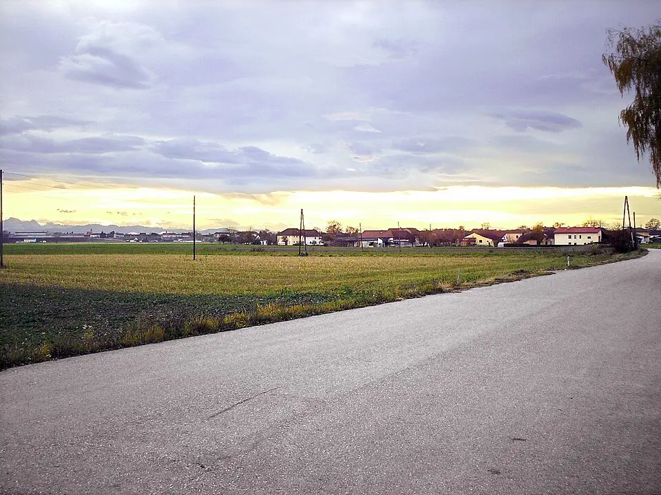 Image: Veleius 23:43, 31. Okt. 2010 (CET) · Public domain Albing Roman legionary fortress