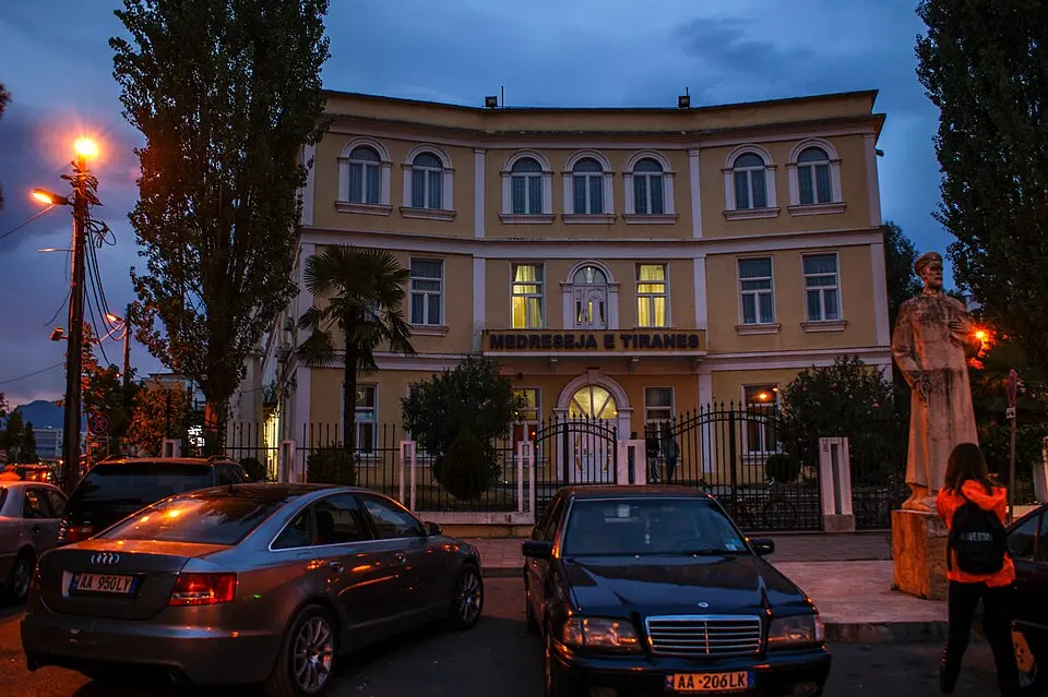 Medreseja (Tiranë)