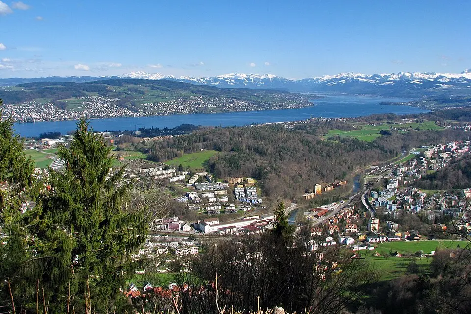 Image: Roland zh · CC BY-SA 3.0 Langnau am Albis