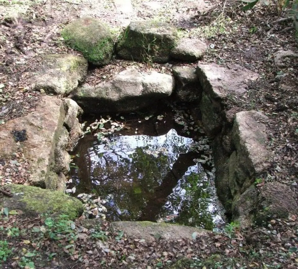 Madron Well and Madron Well Chapel