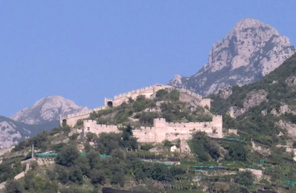 Castello di San Nicola de Thoro-Plano