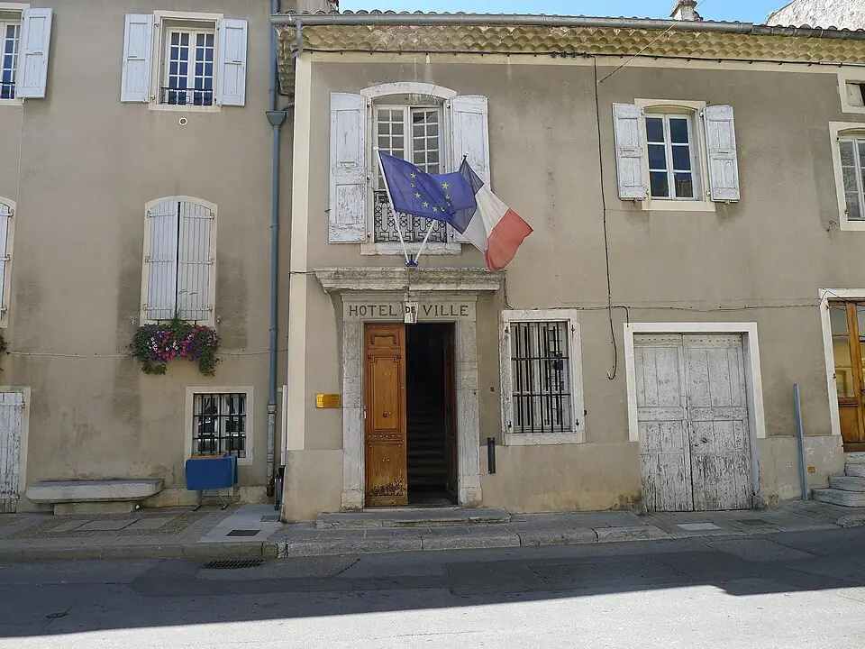 Image: Sequajectrof · CC BY-SA 3.0 Chomérac