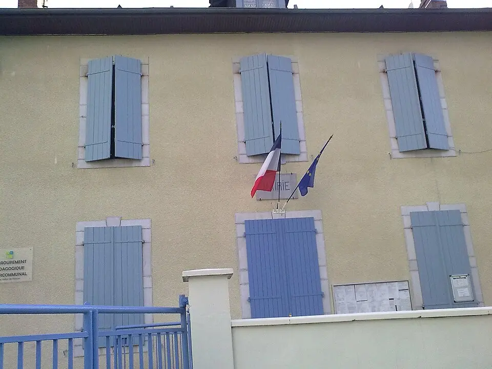 Image: France64160 · CC BY-SA 3.0 Herrère