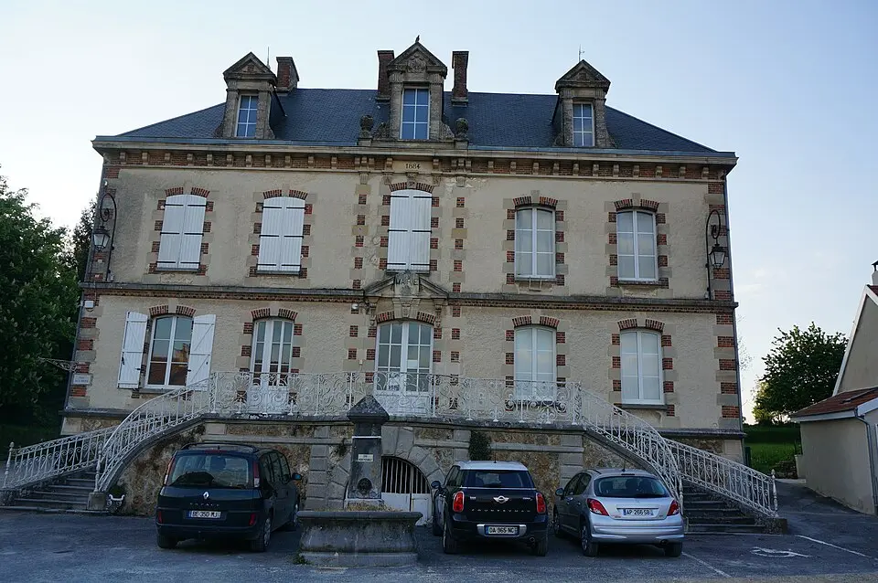 Image: G.Garitan · CC BY-SA 3.0 Loisy-en-Brie