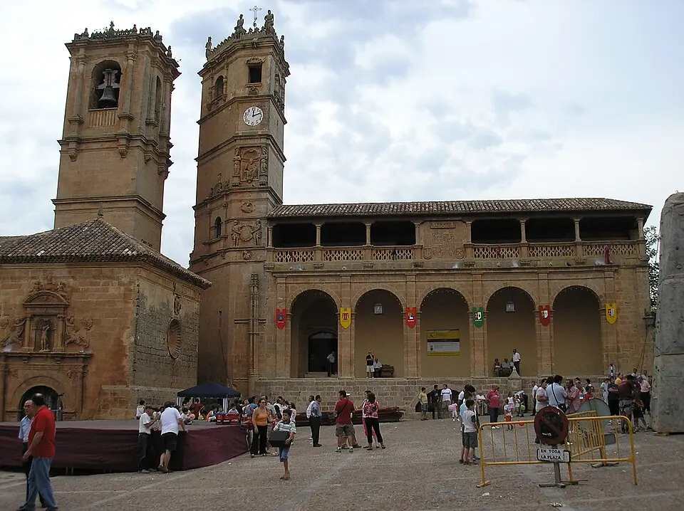 plaza mayor de Alcaraz