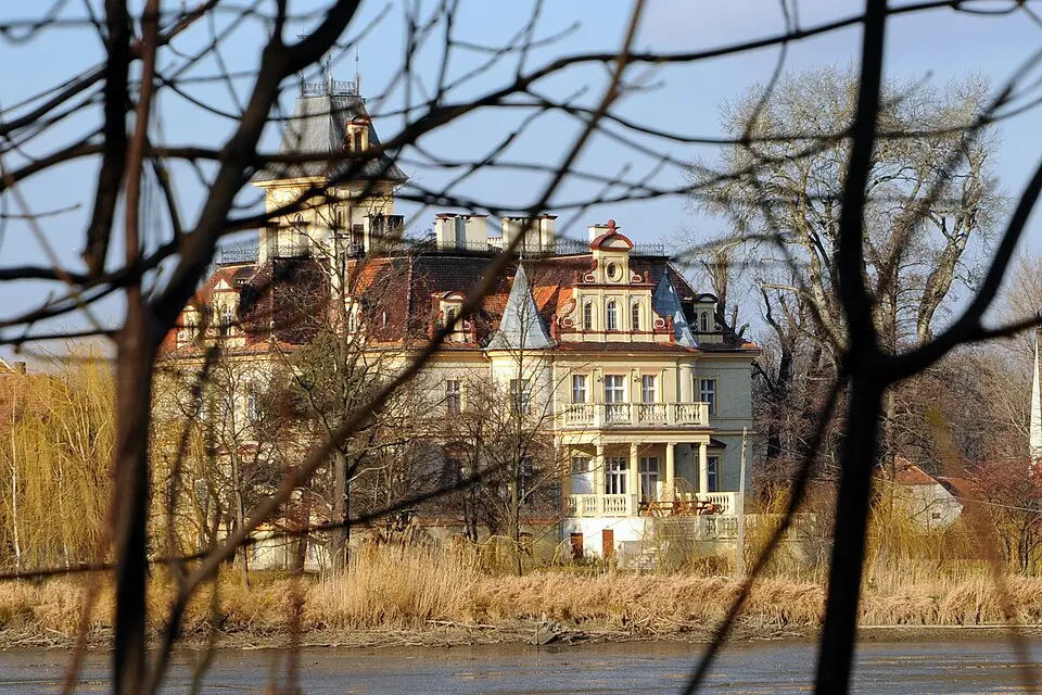 Palace in Makowice