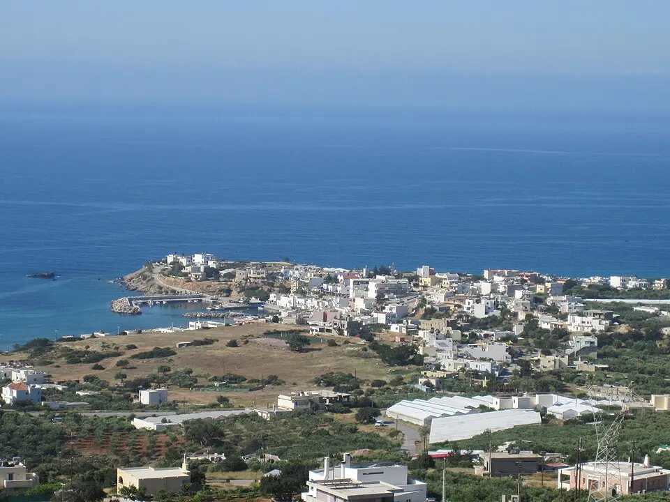 Makrys Gialos Municipal Unit