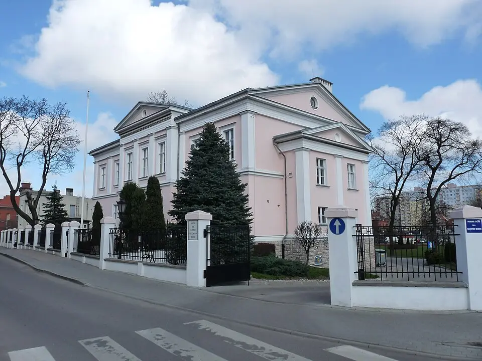 Pałacyk miejski, ob. Dom Kultury