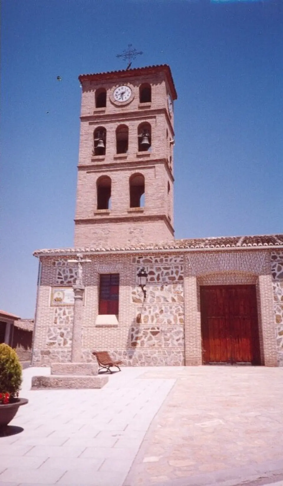 Image: Javier Gil · Public domain Alcolea de Tajo
