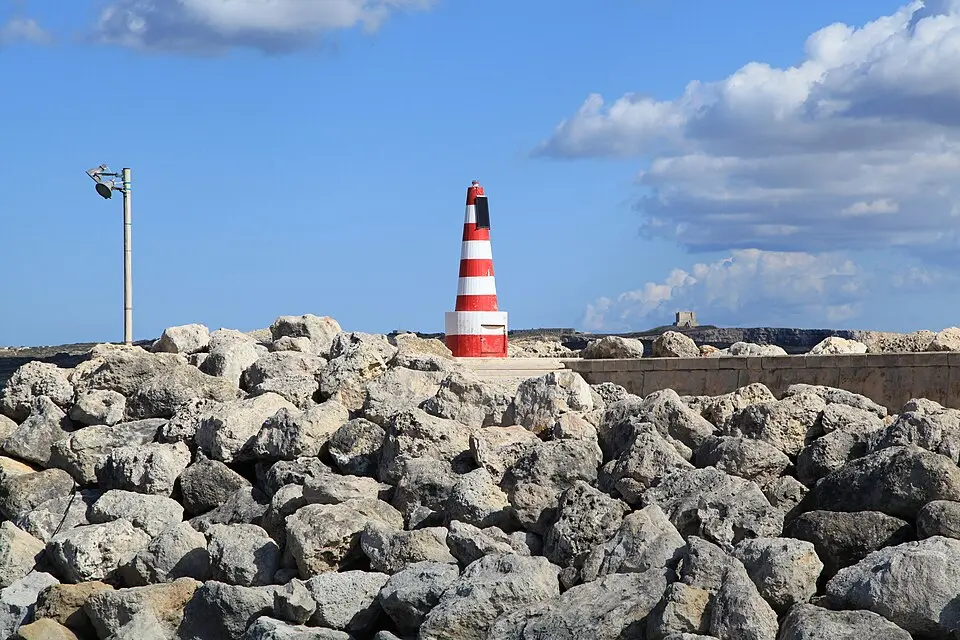 Mġarr Main Lighthouse