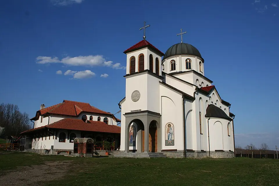 Манастир Плужац