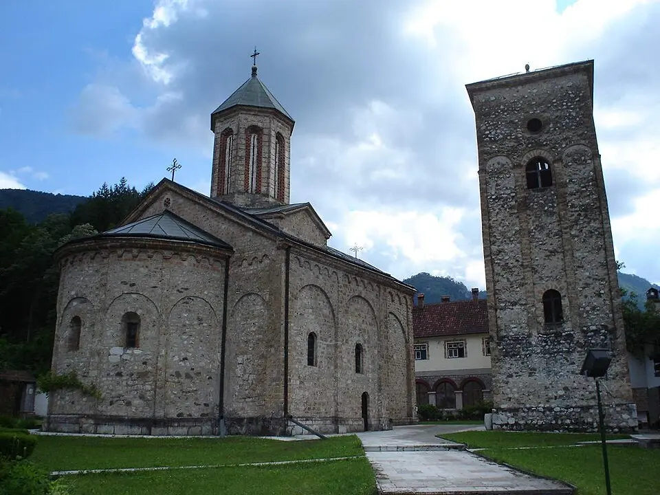 Manastir Rača