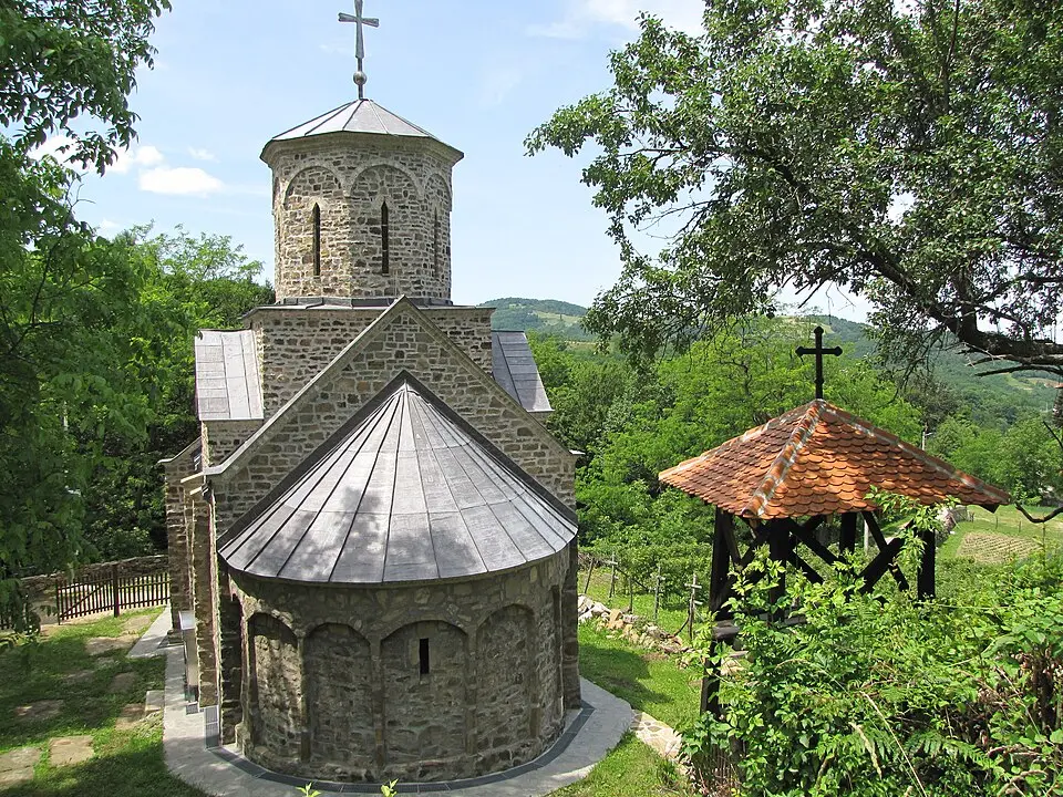Црквина у Славковици