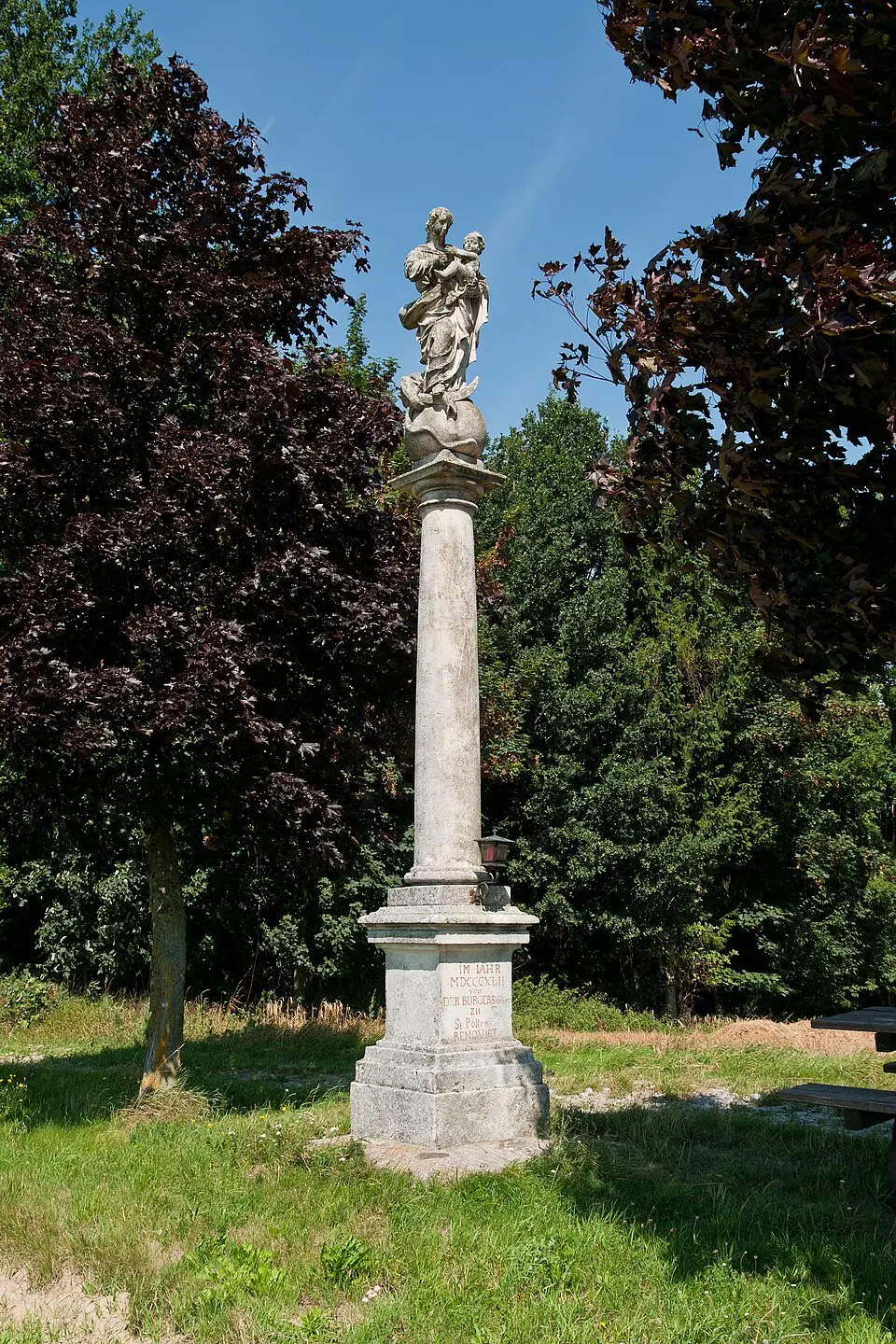 Mariensäule, Schlangenkreuz