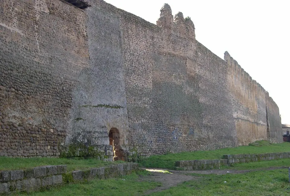 muralla de Mansilla de las Mulas