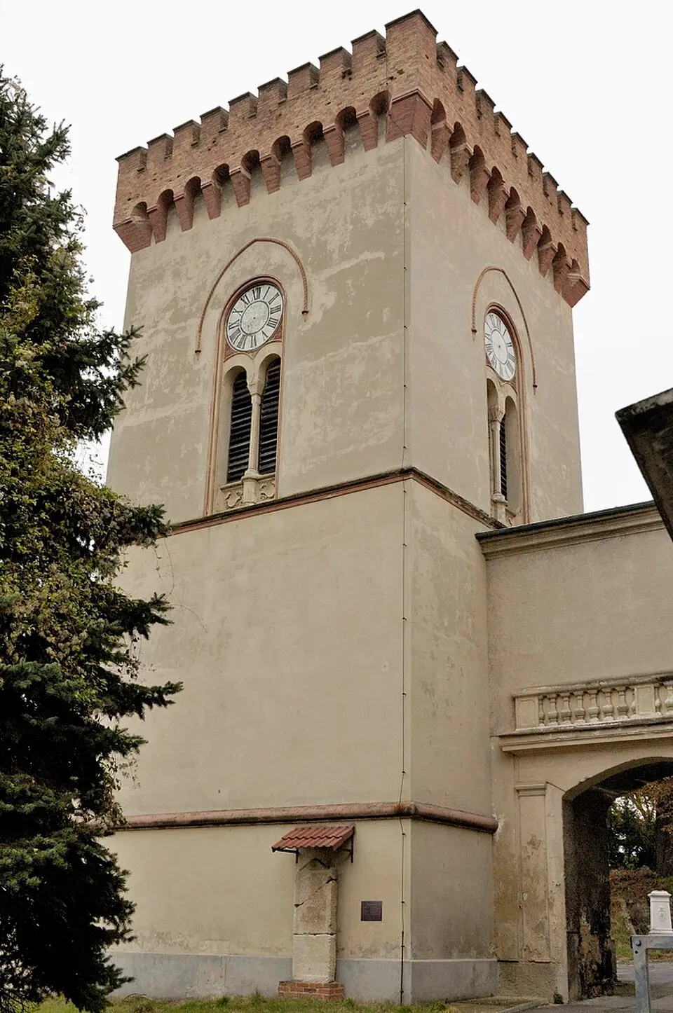 Slika: Doronenko (talk) · CC BY-SA 3.0 AT Marc Aurel-Kaserne – Uhrturm