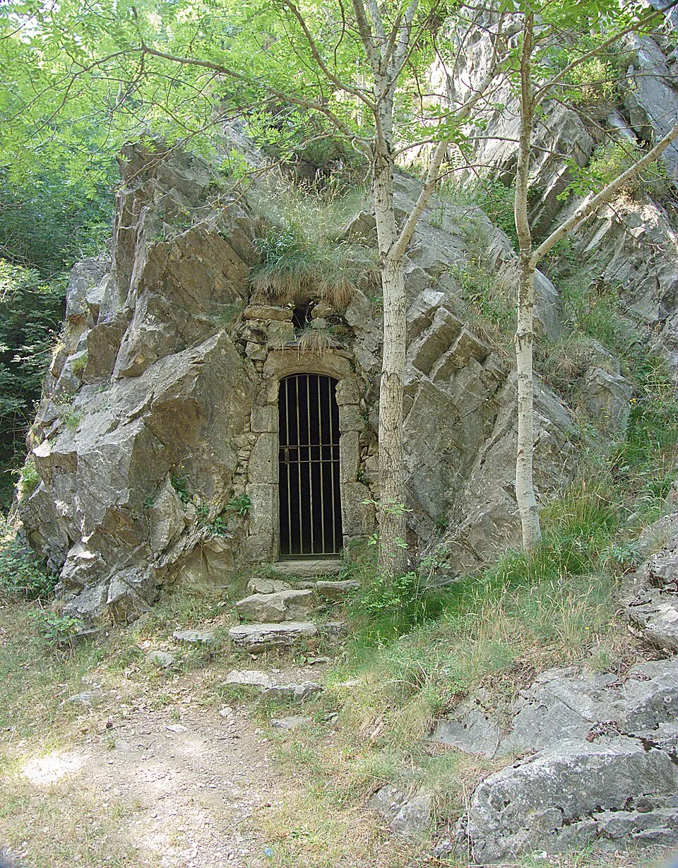 Cova de les Salines