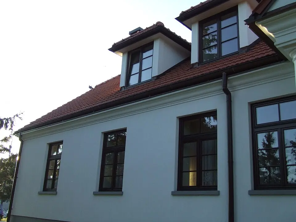 Klasztor, ob. plebania