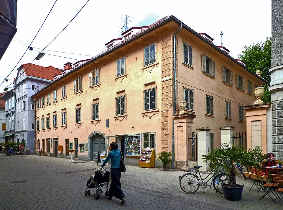 Ehem. Gasthaus Zur Sonne mit Gartenveranda