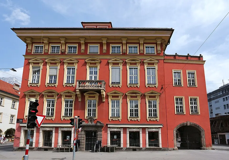 Palais Sarnthein/Peterlongohaus