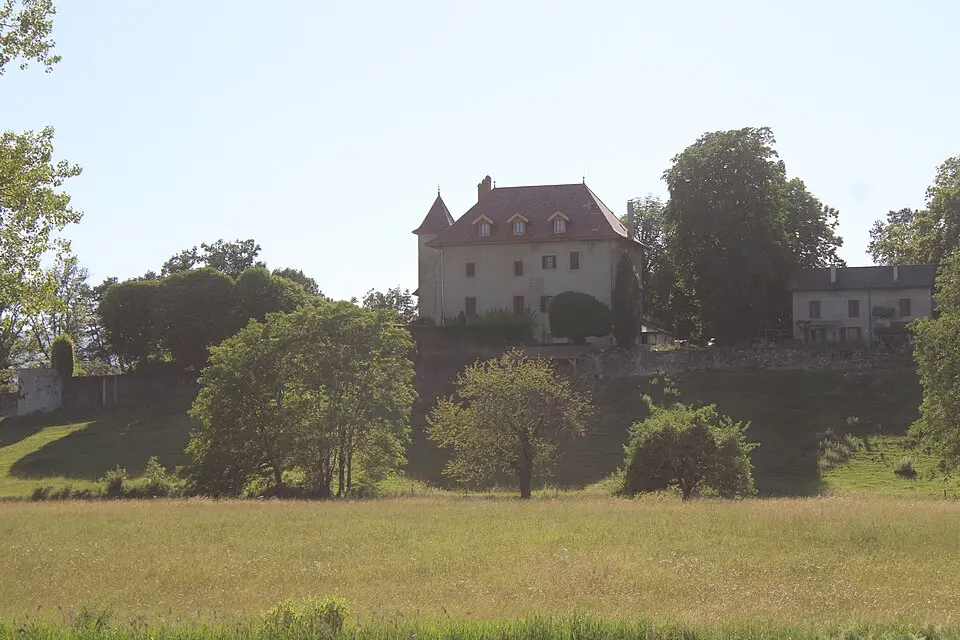 Obrázok: Anthony Levrot · CC BY-SA 4.0 château de Saint Marcel
