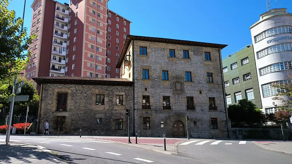 Torre De Isasi
