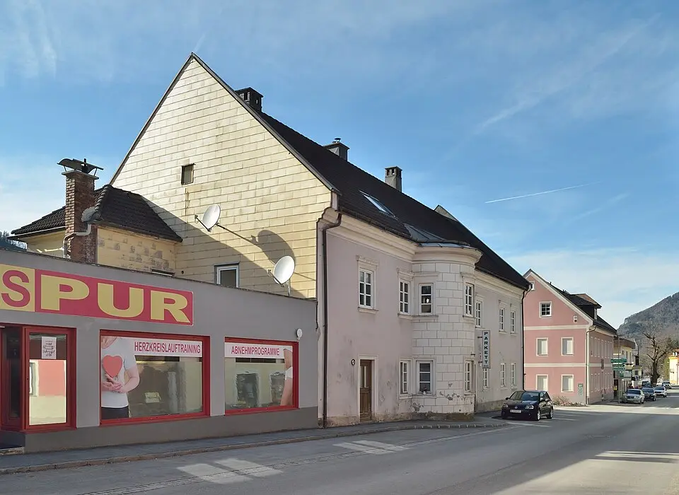 Ehem. Herrschaftshaus, ehem. Postgebäude
