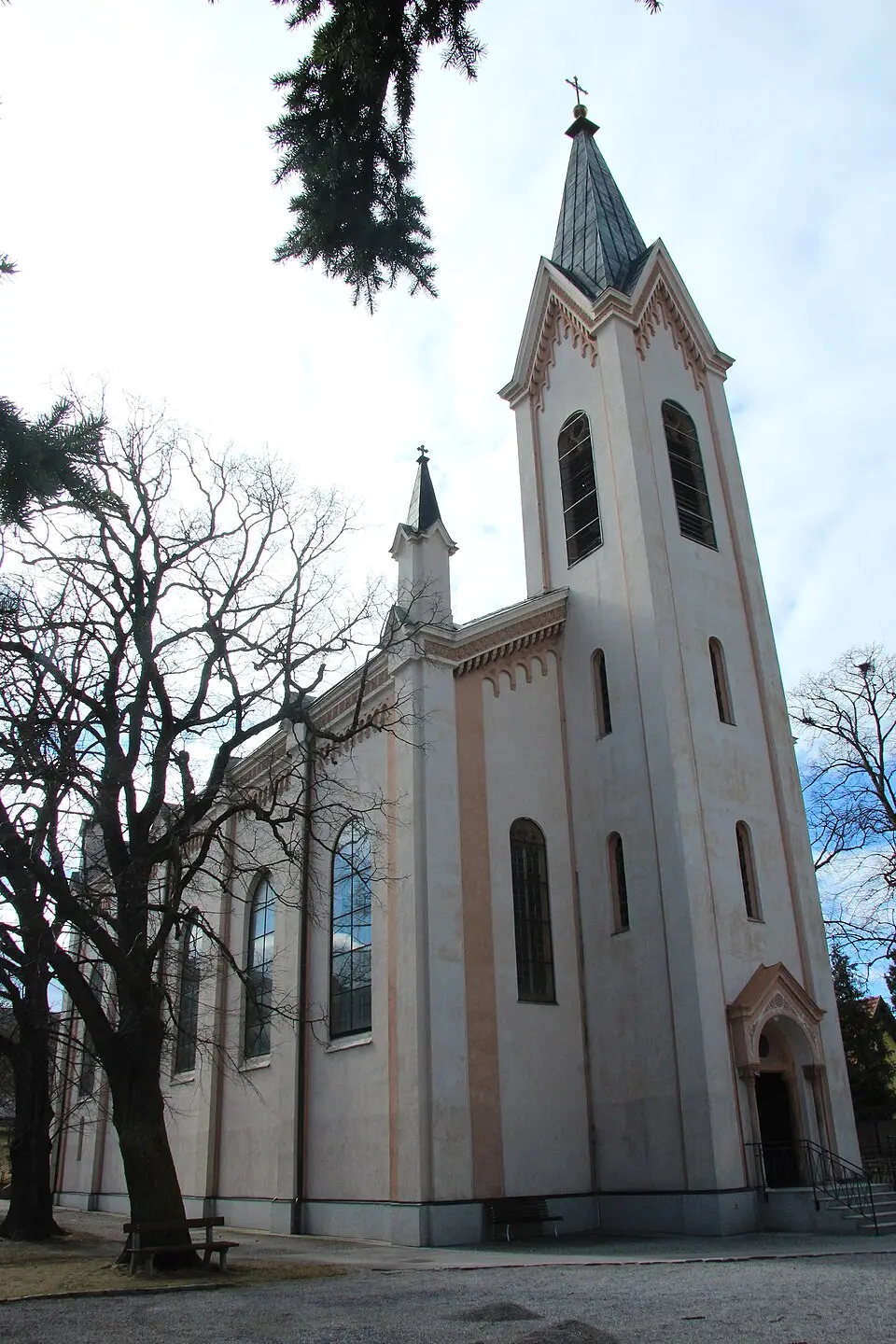 Kath. Pfarrkirche hl. Leonhard