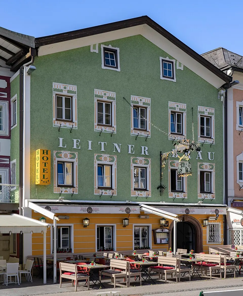 Gasthaus, sog. Leitner-Bräuhaus