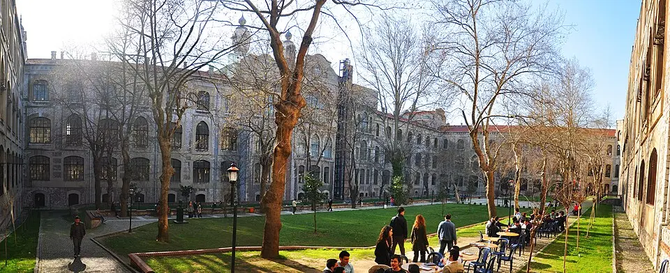 Marmarska univerza