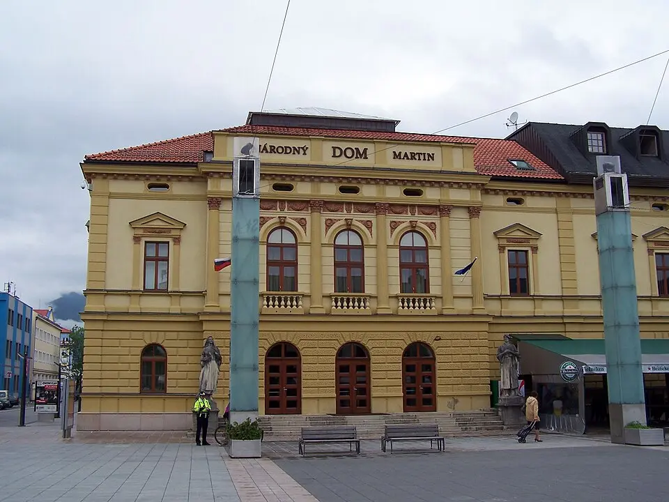Divadlo SNP, Národný dom, divadlo pamätné
