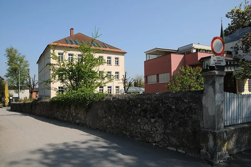Mauer bei Schlossplatz 10