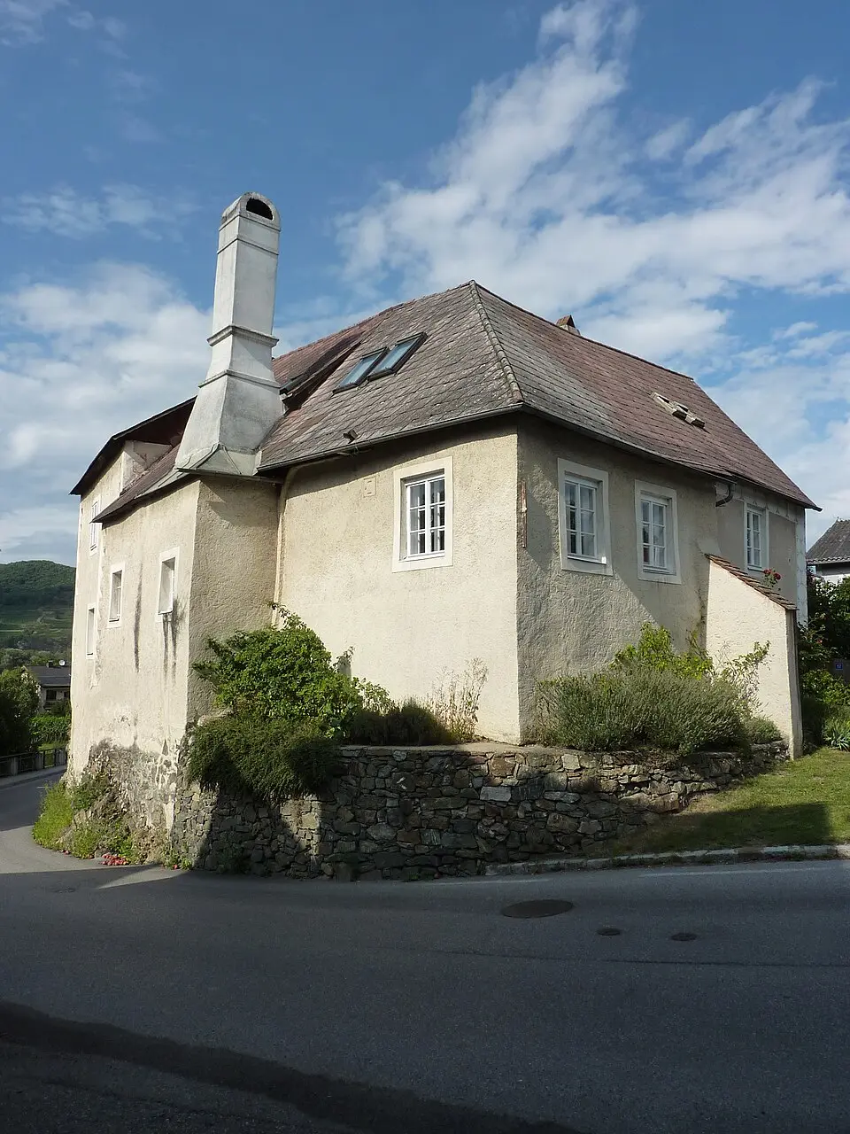 Immagine: BSonne · CC BY-SA 3.0 Ehem. St. Pöltner Hof