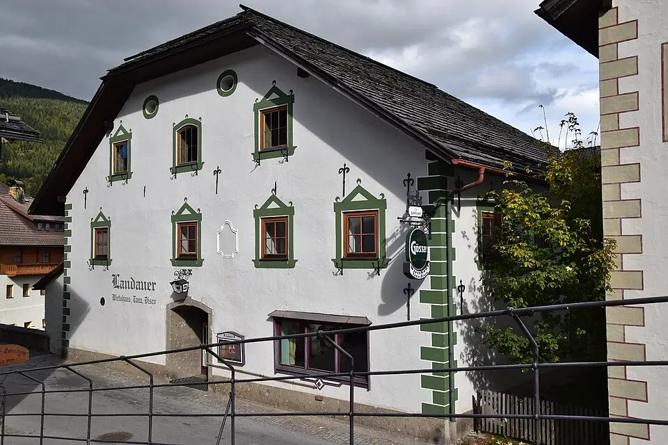 Bürgerhaus, ehem. Landauerbräu