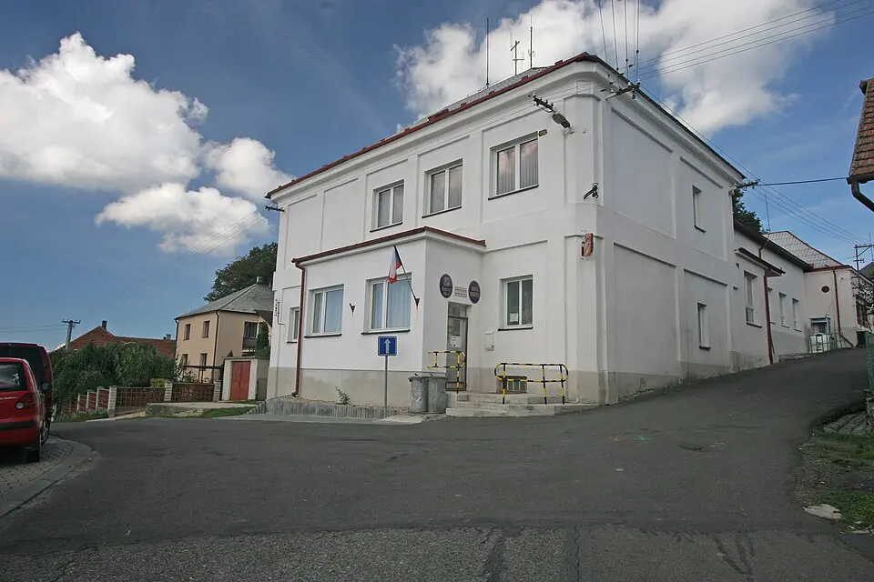 Kép: Petr1888 · CC BY-SA 3.0 Míčov-Sušice