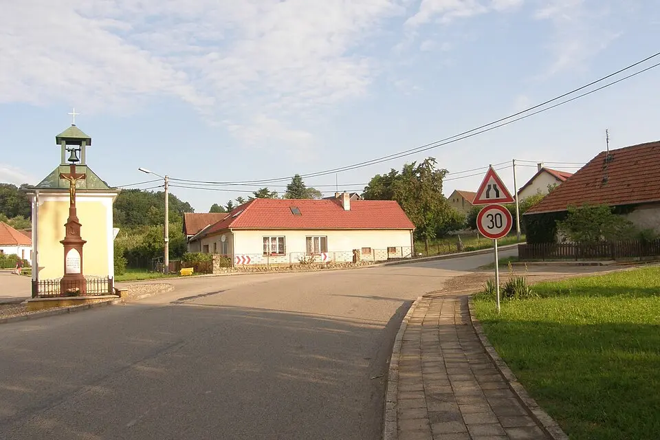 Image: Lasy · CC BY-SA 3.0 Míchov