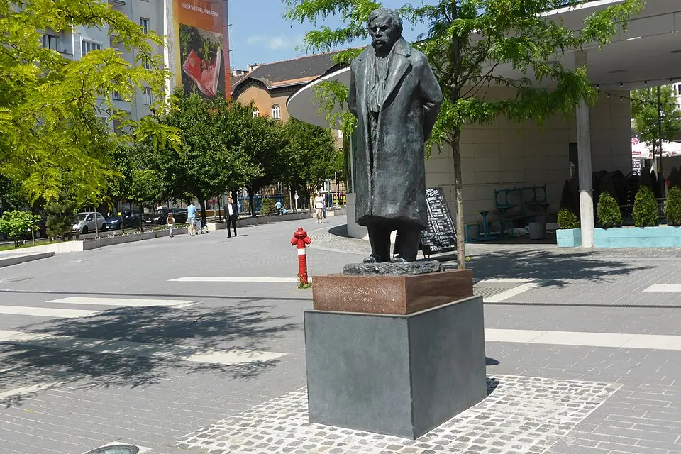 Móricz Zsigmond körtér