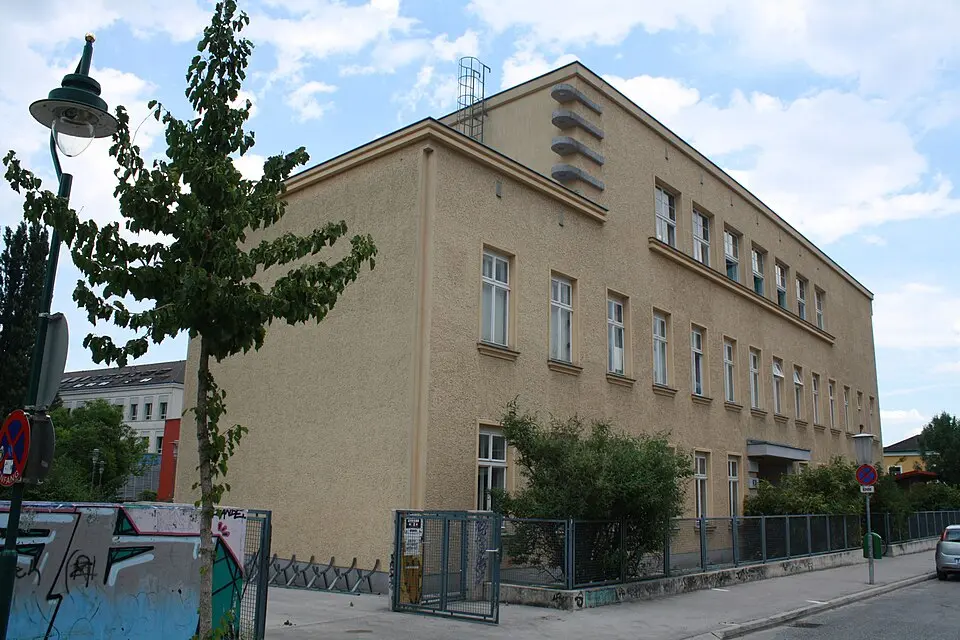 Haus der Jugend, ehem. Lyzeum
