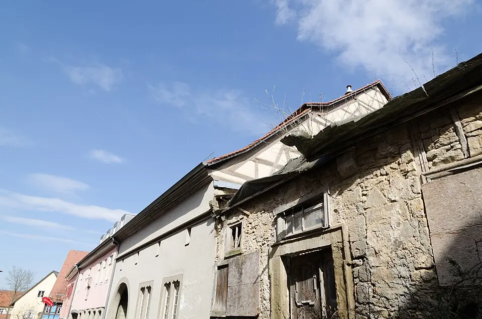 Ehemalige Kelterhalle des Augustinerklosters, dann ehemaliger Bierkeller