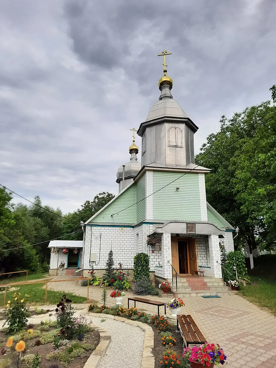 Biserica de lemn „Acoperământul Maicii Domnului”