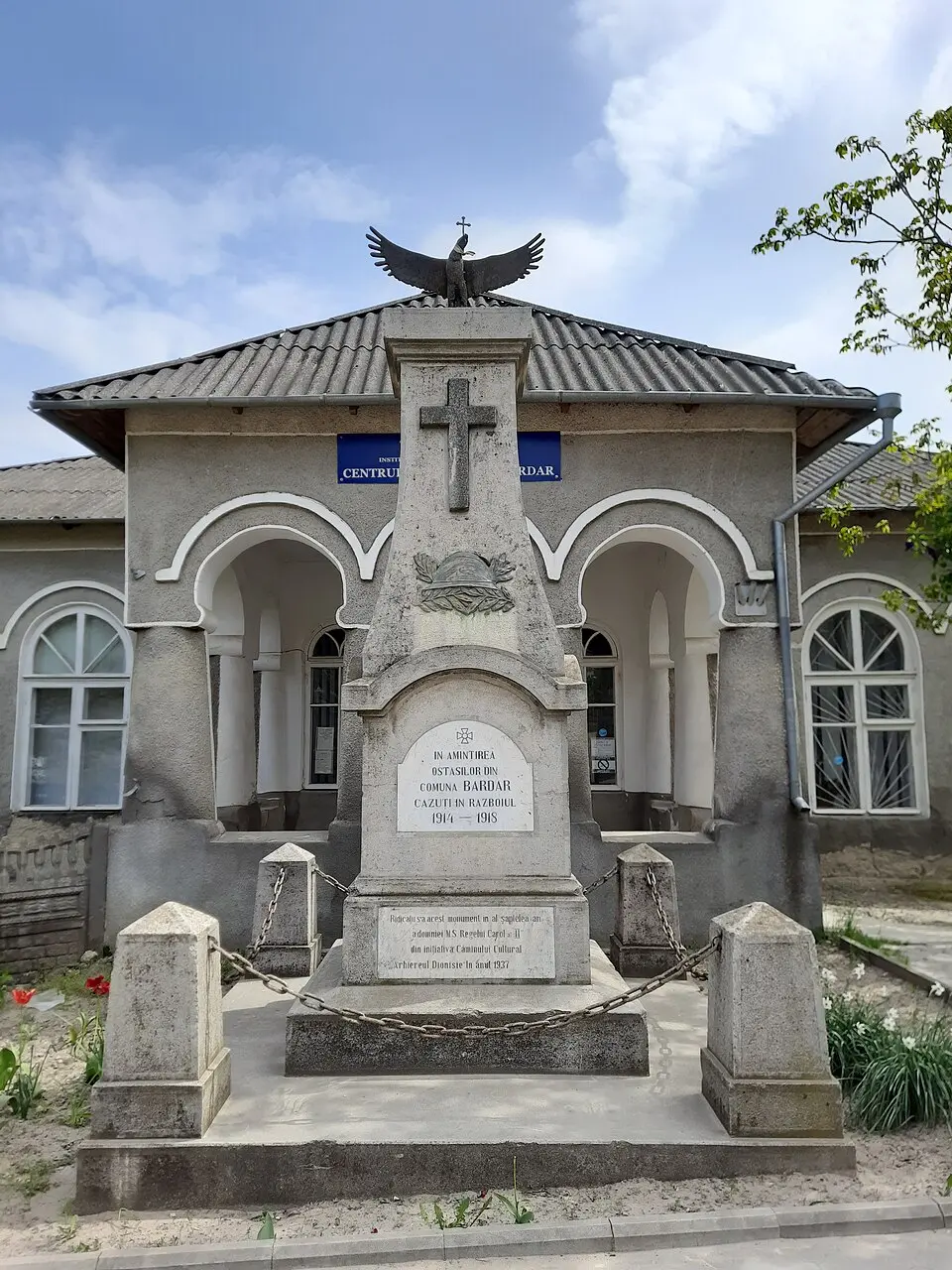 Monument în memoria consătenilor căzuți în război (1914-1918)