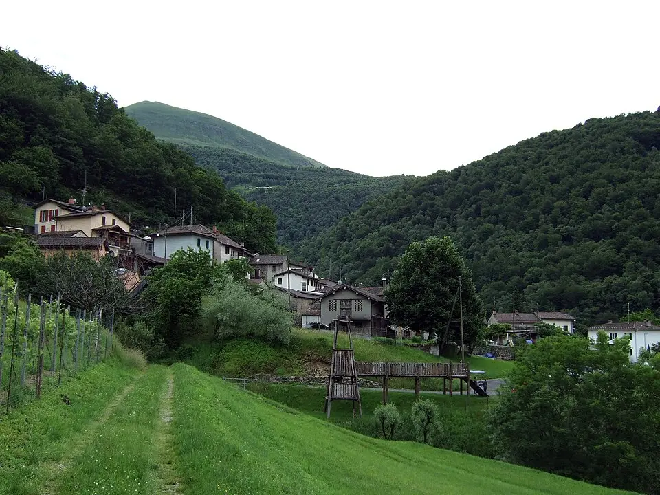 Immagine: Nitrato · CC BY-SA 3.0 Medeglia