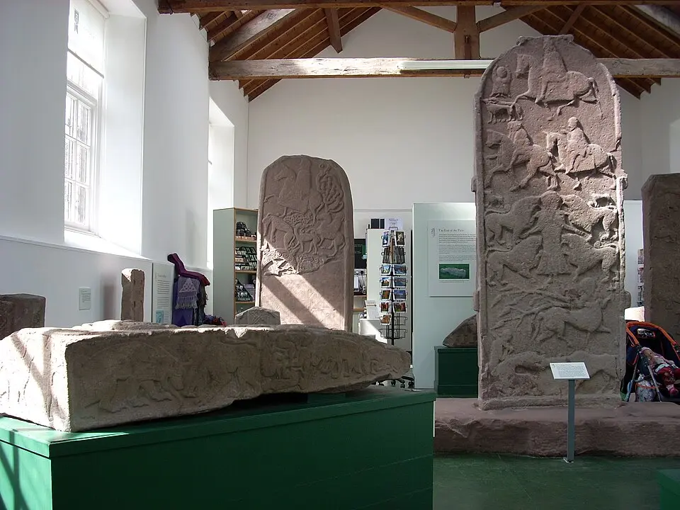 Image: Simon Burchell · CC BY-SA 3.0 Meigle Sculptured Stone Museum