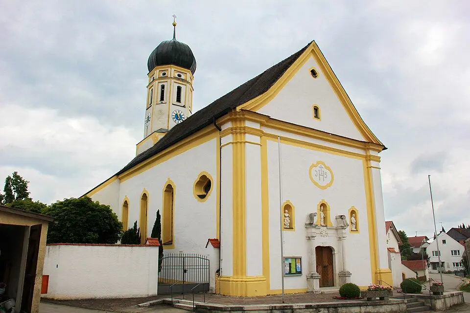 Image: Mattana · CC BY-SA 3.0 Filialkirche St. Leodegar (Mendorf)