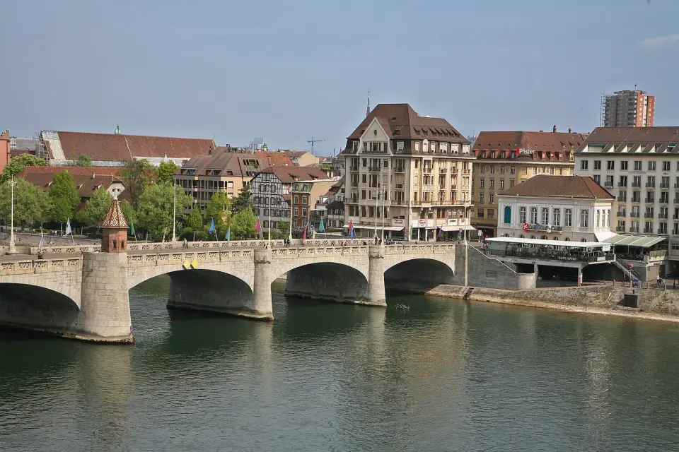 Mittlere Brücke