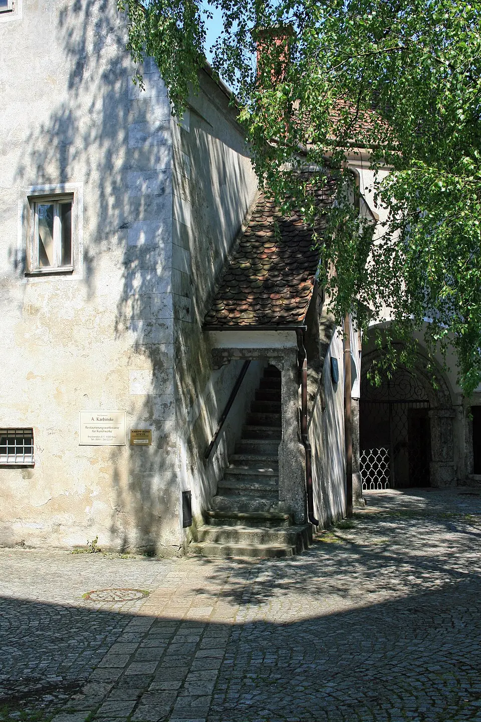 Mesnerhaus mit der sog. Brucknerstiege