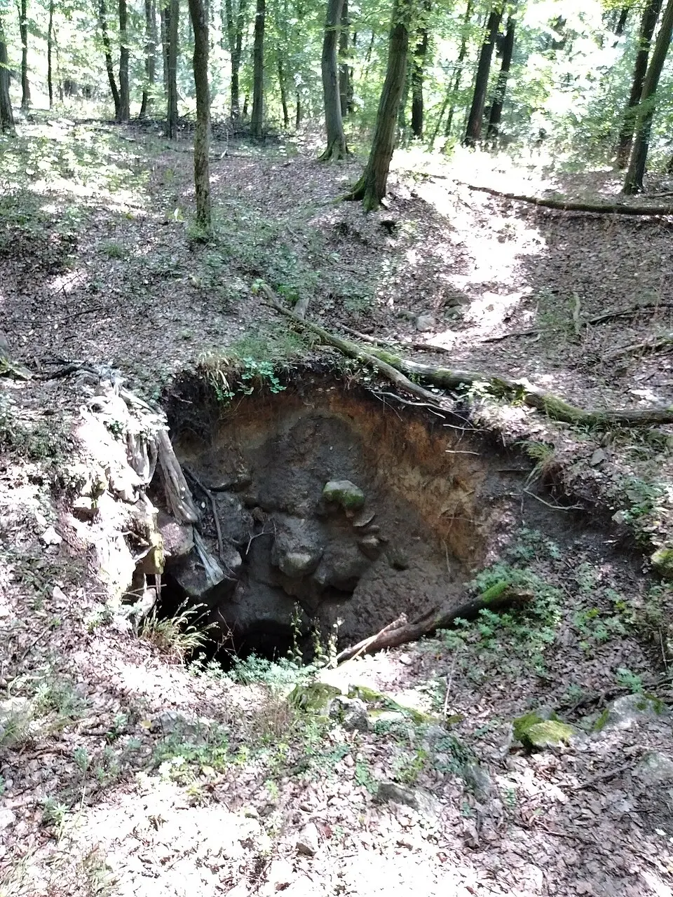 Meszes Cave