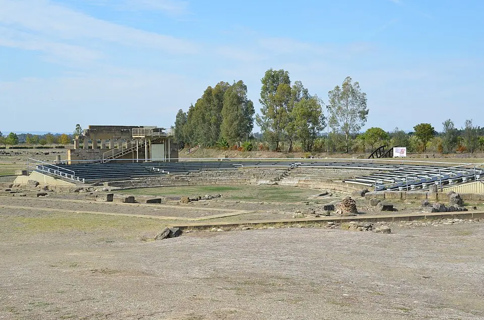 Ancient Greek theatre (Metapontion)