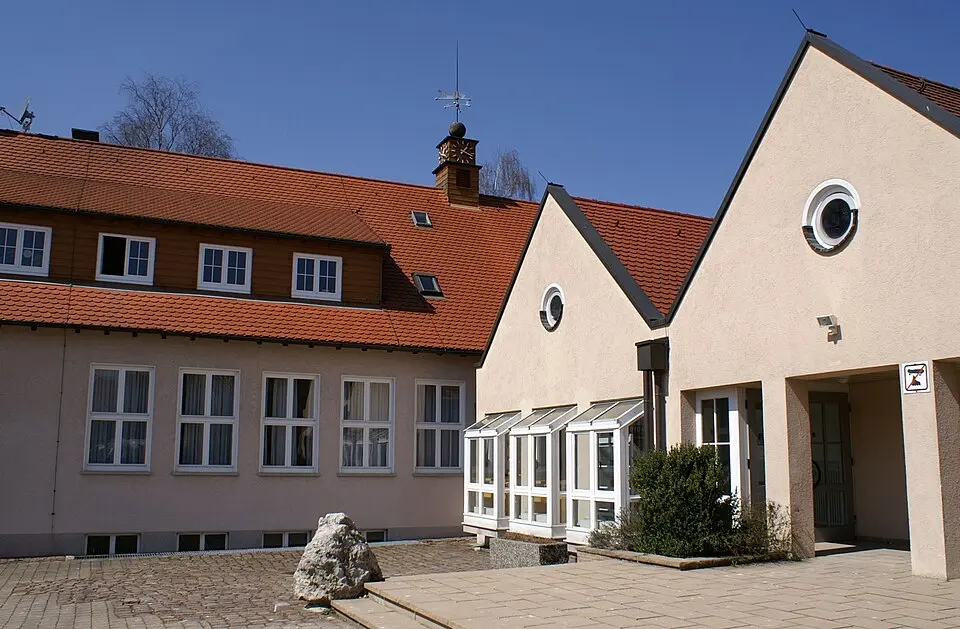 Slika: Dr. Eugen Lehle · CC BY-SA 3.0 Meteorkratermuseum
