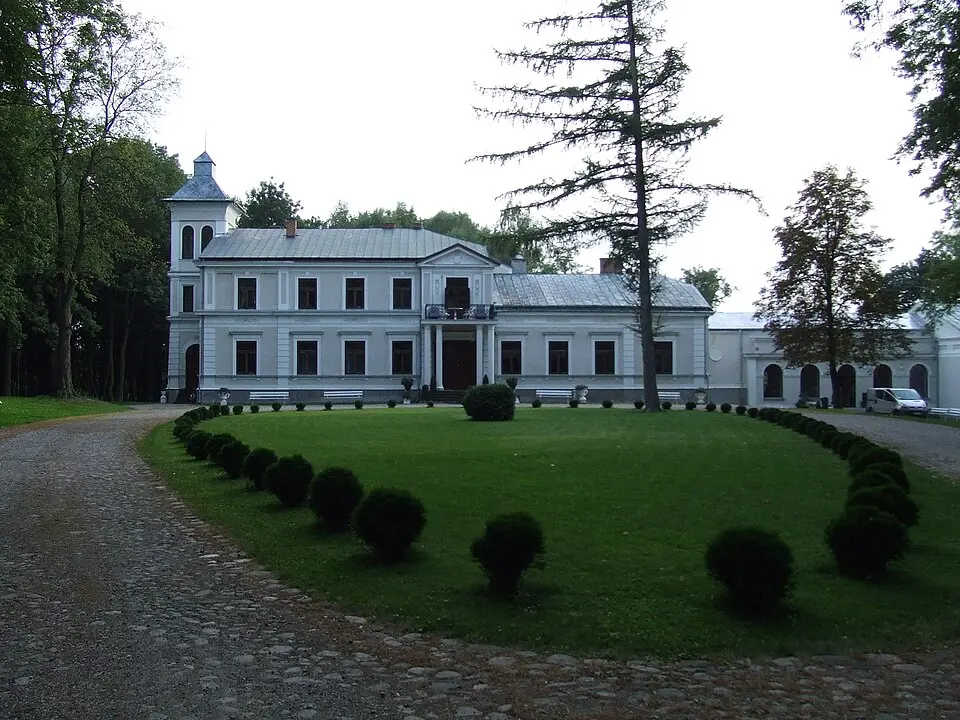 Zespół pałacowy